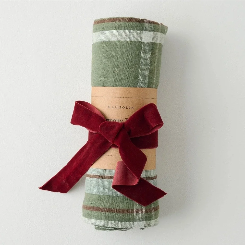 Magnolia‎ Harmony Throw Winter Green Plaid 50x60 Cotton Fringed Christmas 2024